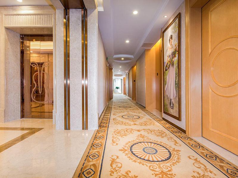 Vienna International Hotel Hunan Chenzhou Qingnian Avenue エクステリア 写真